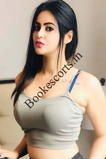 Poonam College Girl in Talala, Junagadh For Girlfriend Experience