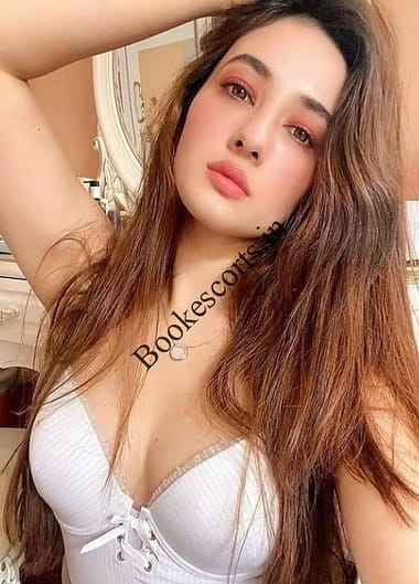 Hapur i’m available let meet